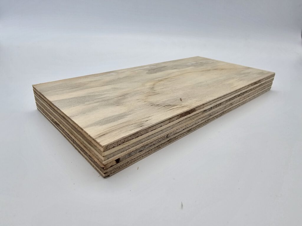 FaMPly Full Pine Plywood